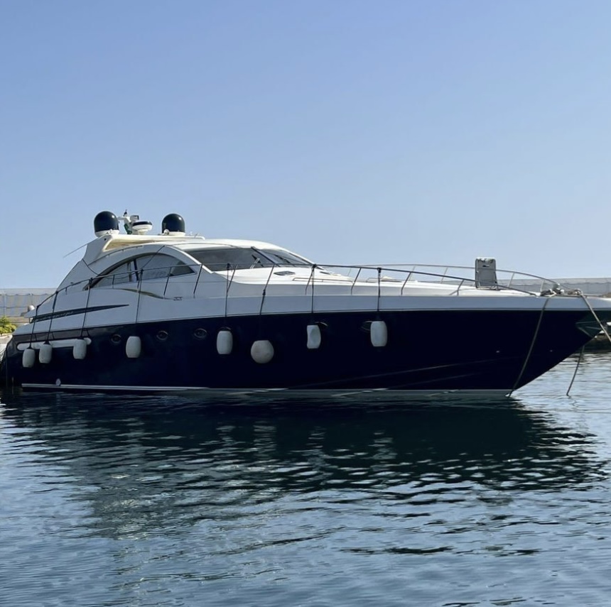 Un viaggio da sogno tra le Perle del Mediterraneo: Yacht 22m
